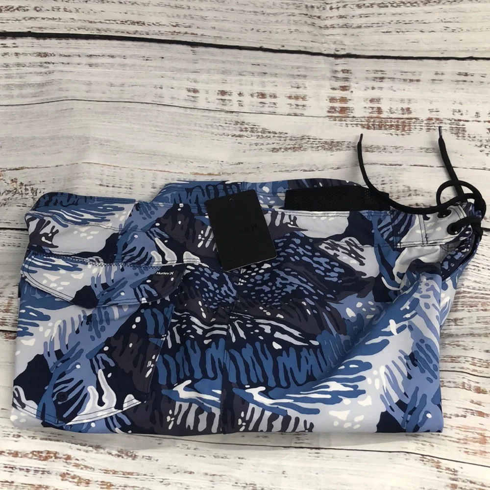 Hurley Men's Blue Patterned Board Shorts - Picture 15 of 15